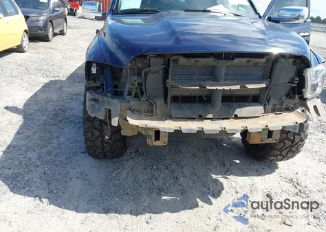 2014 Ram 1500 Slt из США, поврежденный, VIN 1C6RR6GT1ES390903